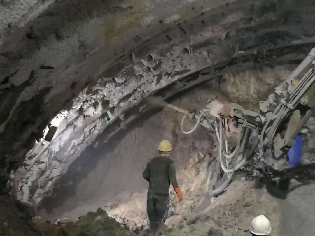永城隧道喷射混凝土如何有效控制回弹量   